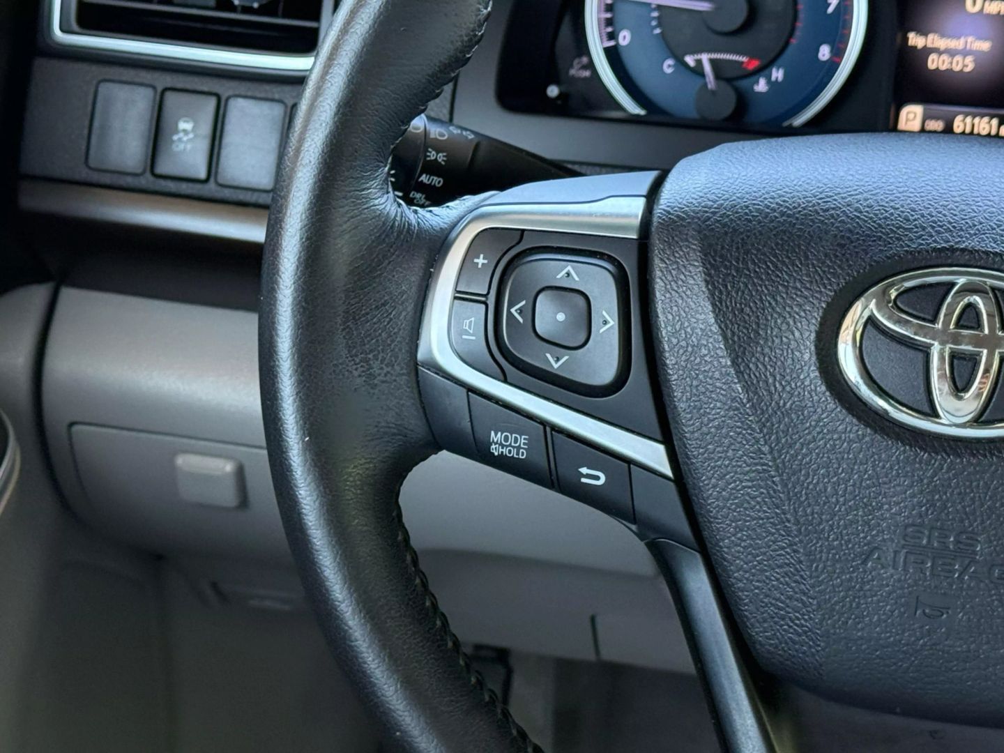 2016 Toyota Camry - Image 33