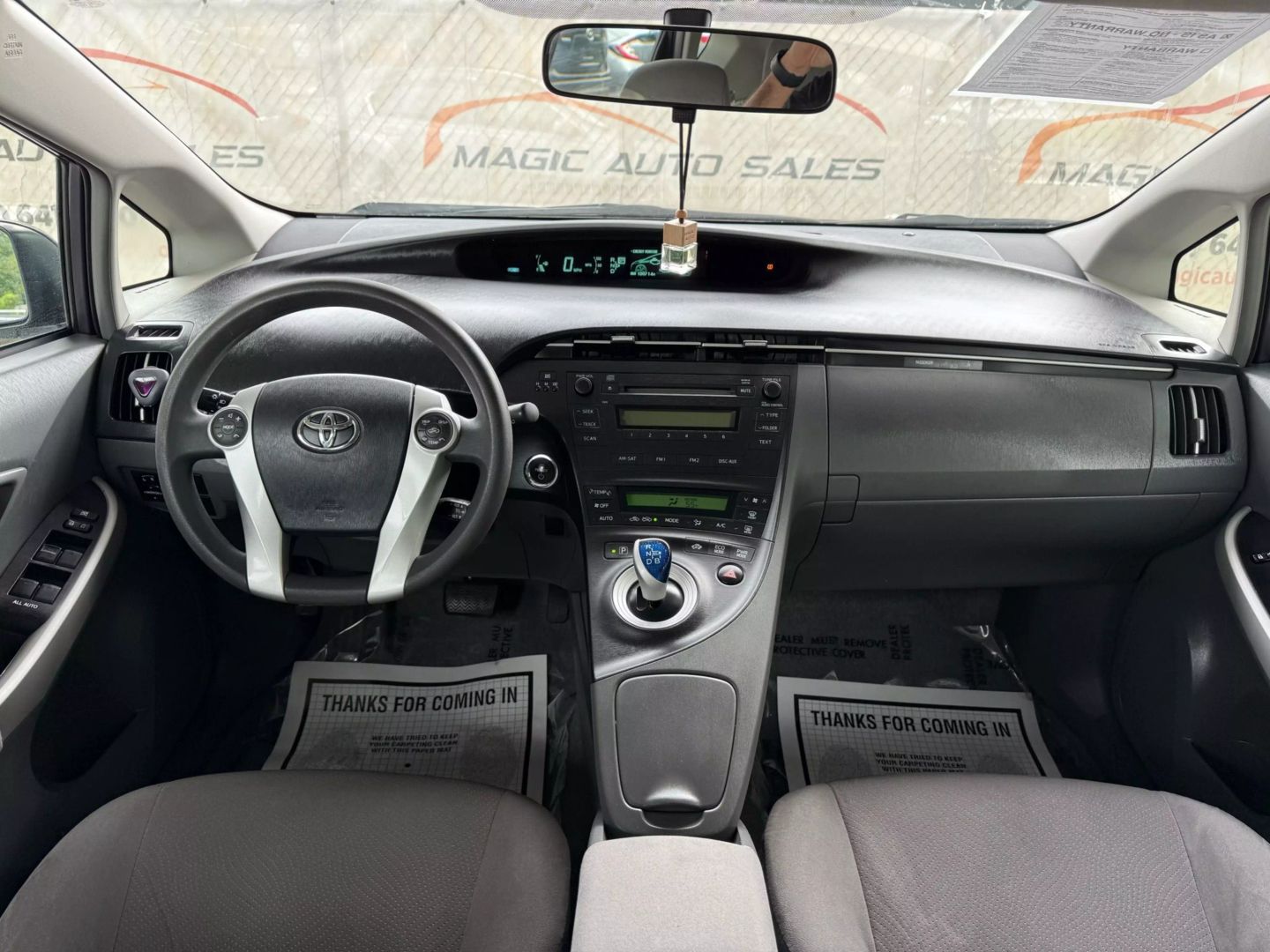 2010 Toyota Prius - Image 27