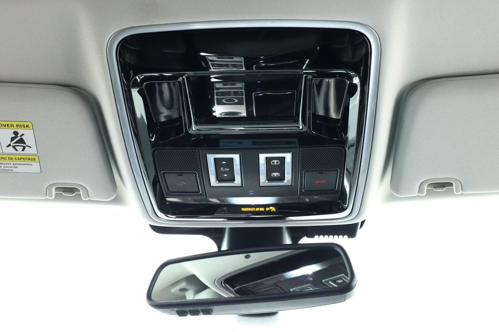 2016 Land Rover Range Rover - Image 51
