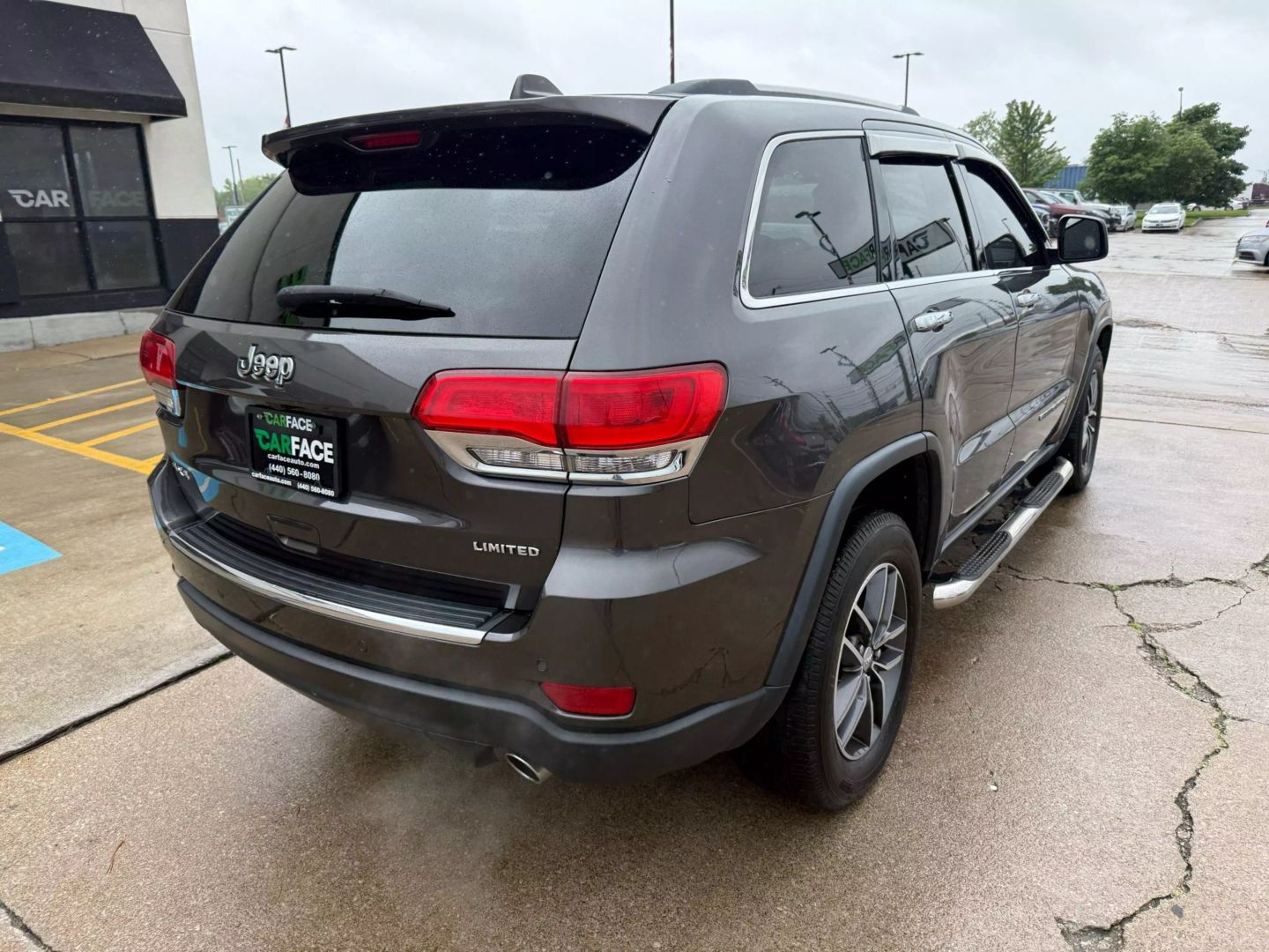 2018 Jeep Grand Cherokee - Image 15