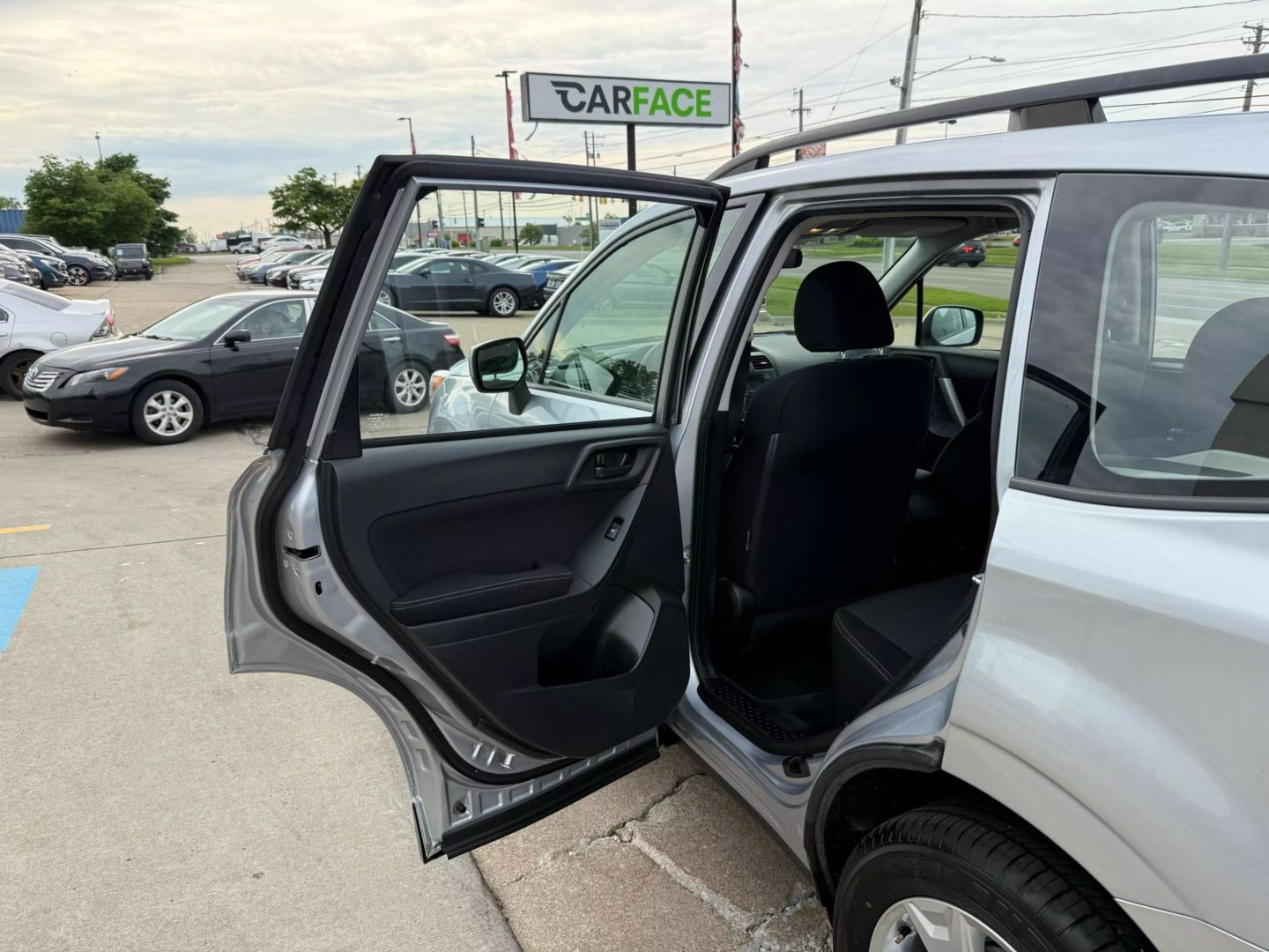 2015 Subaru Forester - Image 18