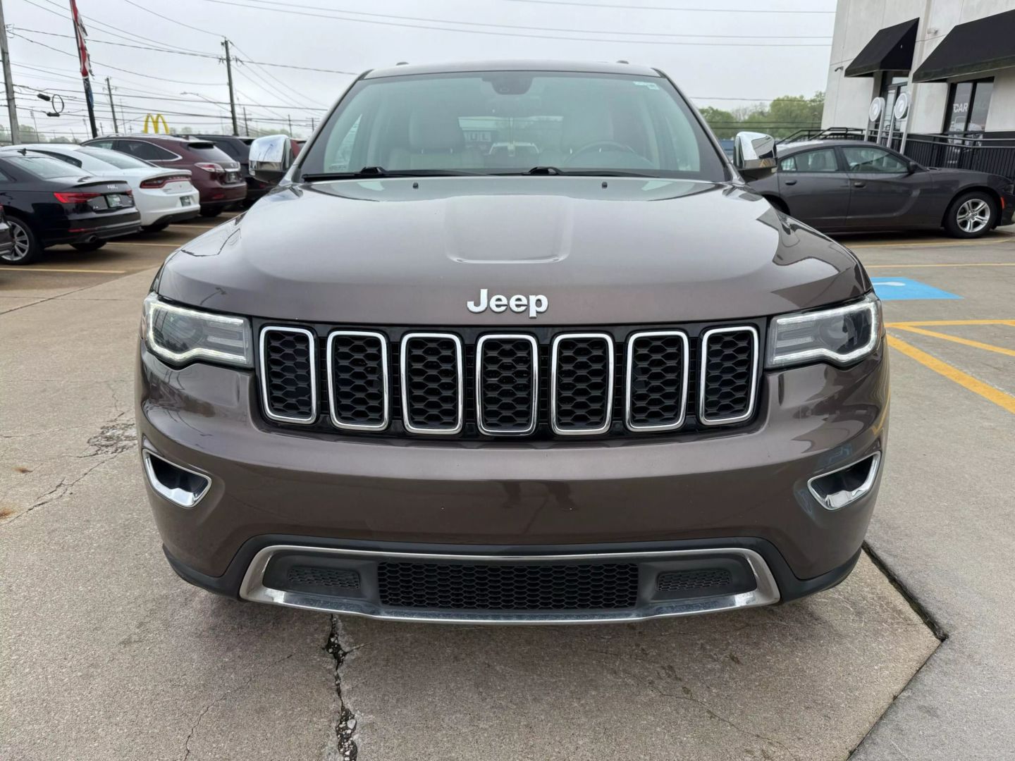 2018 Jeep Grand Cherokee - Image 2