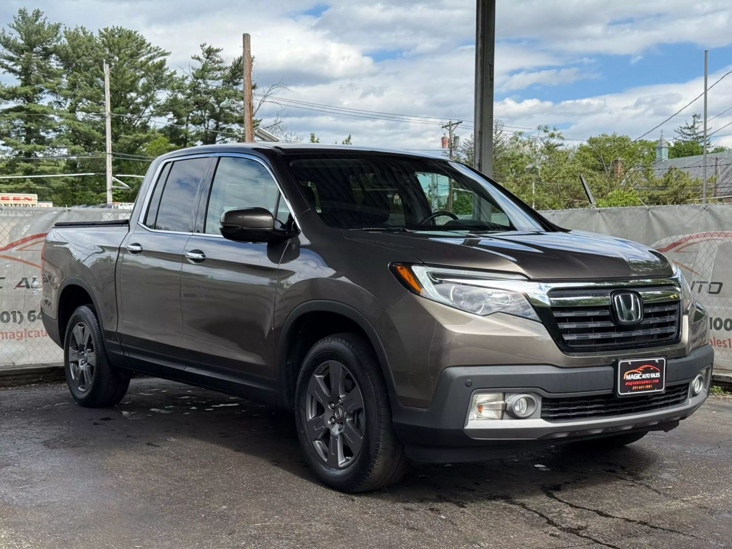 2020 Honda Ridgeline - Image 6