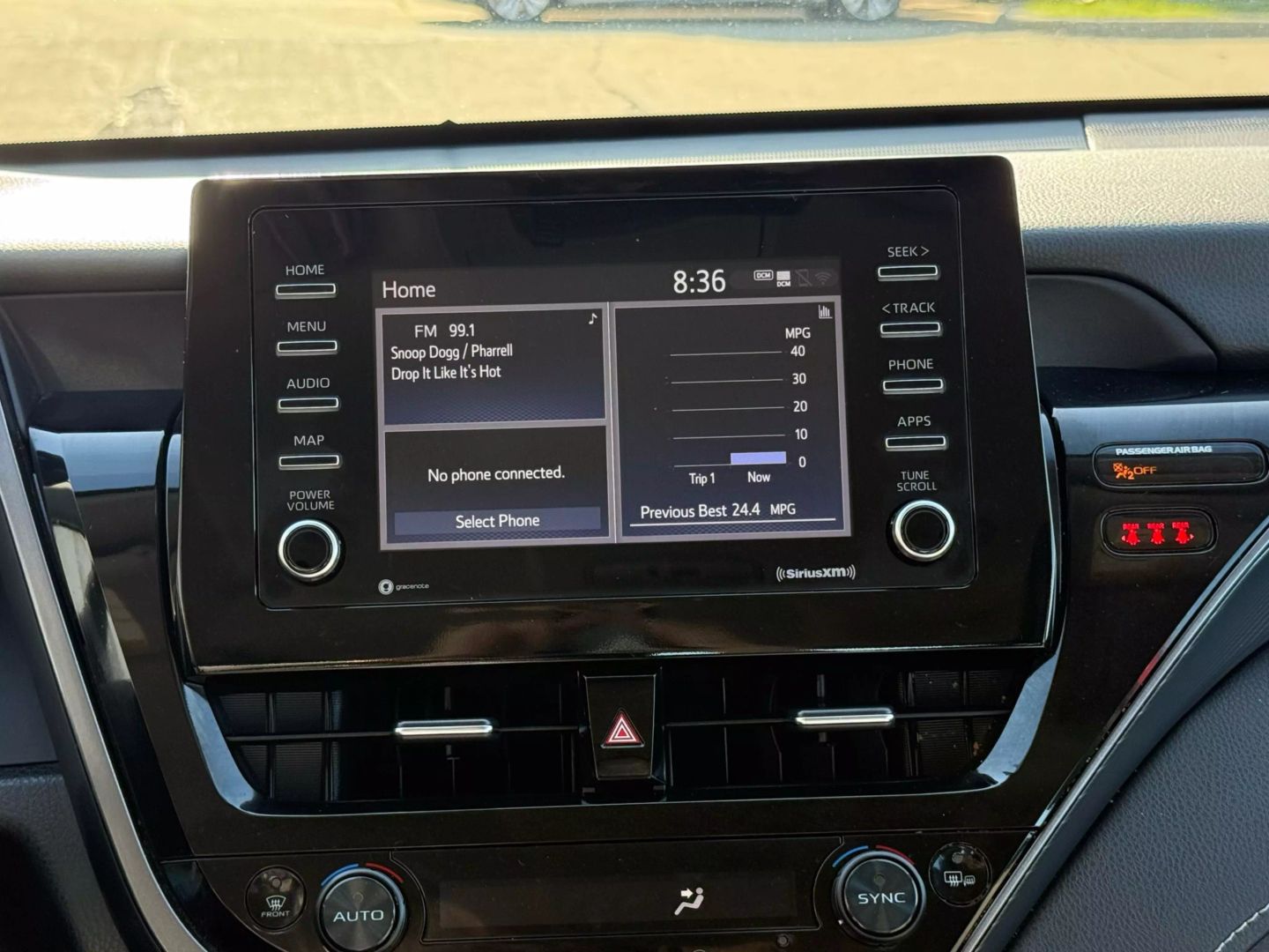 2023 Toyota Camry - Image 31