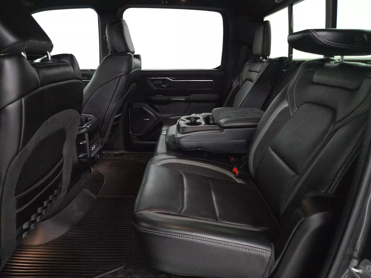 2021 Ram 1500 Crew Cab - Image 10