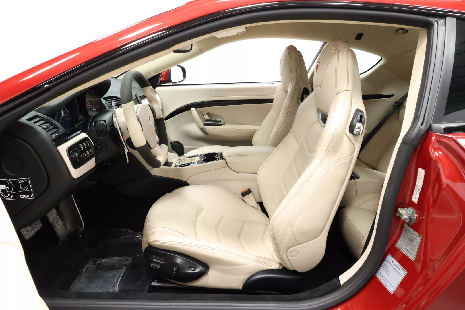 2013 Maserati Granturismo - Image 14