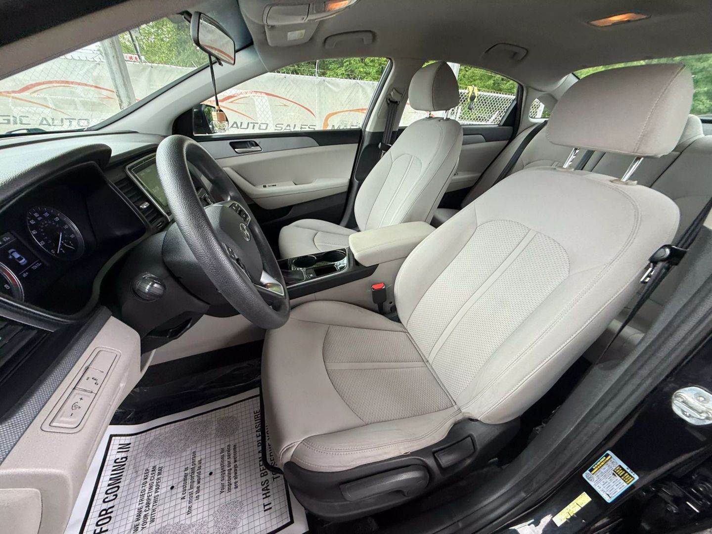 2019 Hyundai Sonata - Image 16
