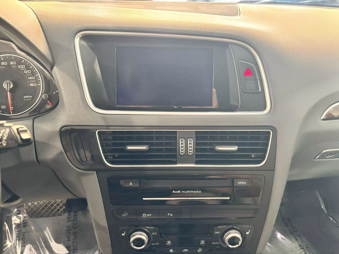 2016 Audi Q5 2.0t Premium Plus Sport Utility 4d - Image 26