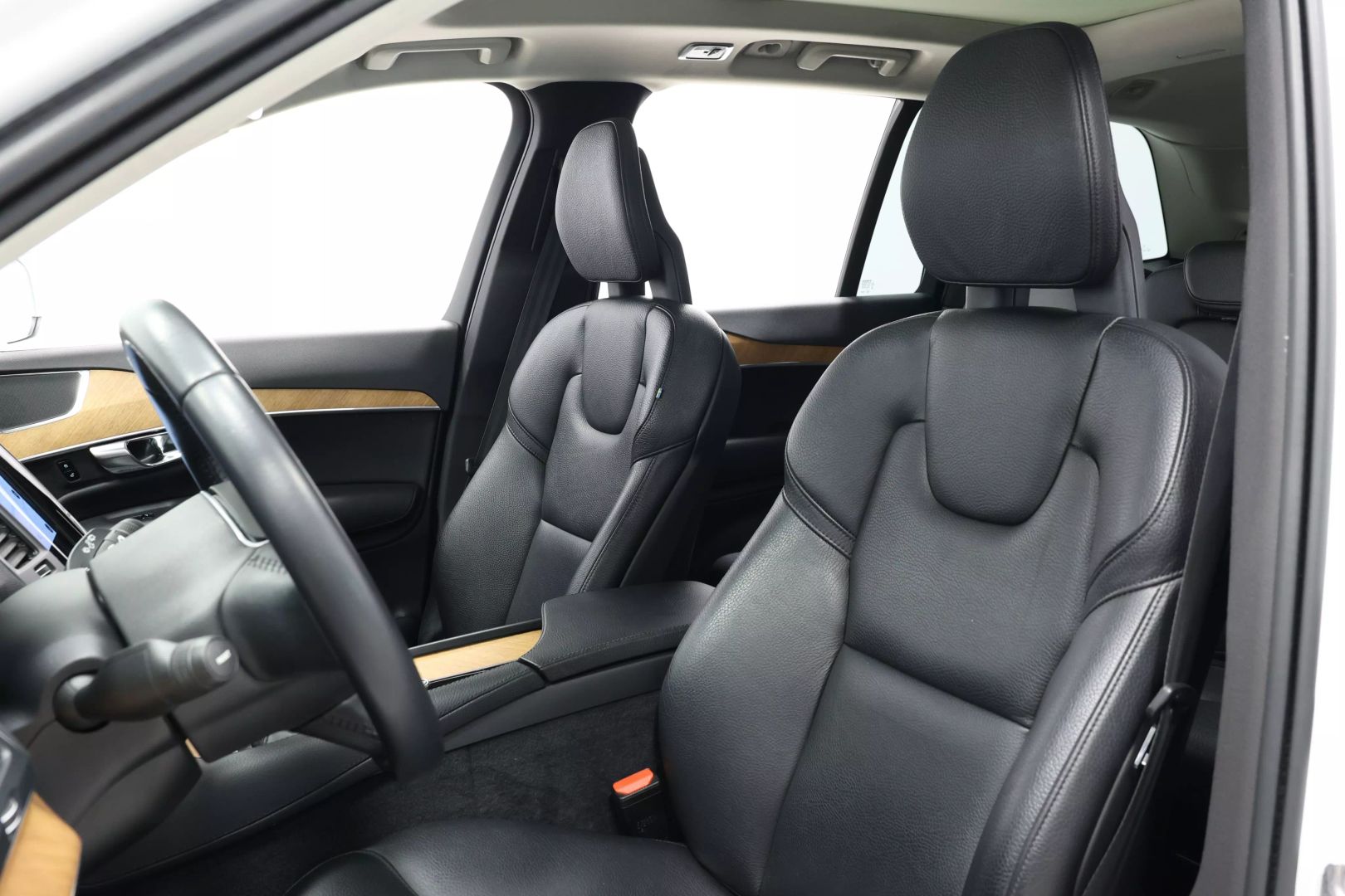 2022 Volvo Xc90 - Image 15