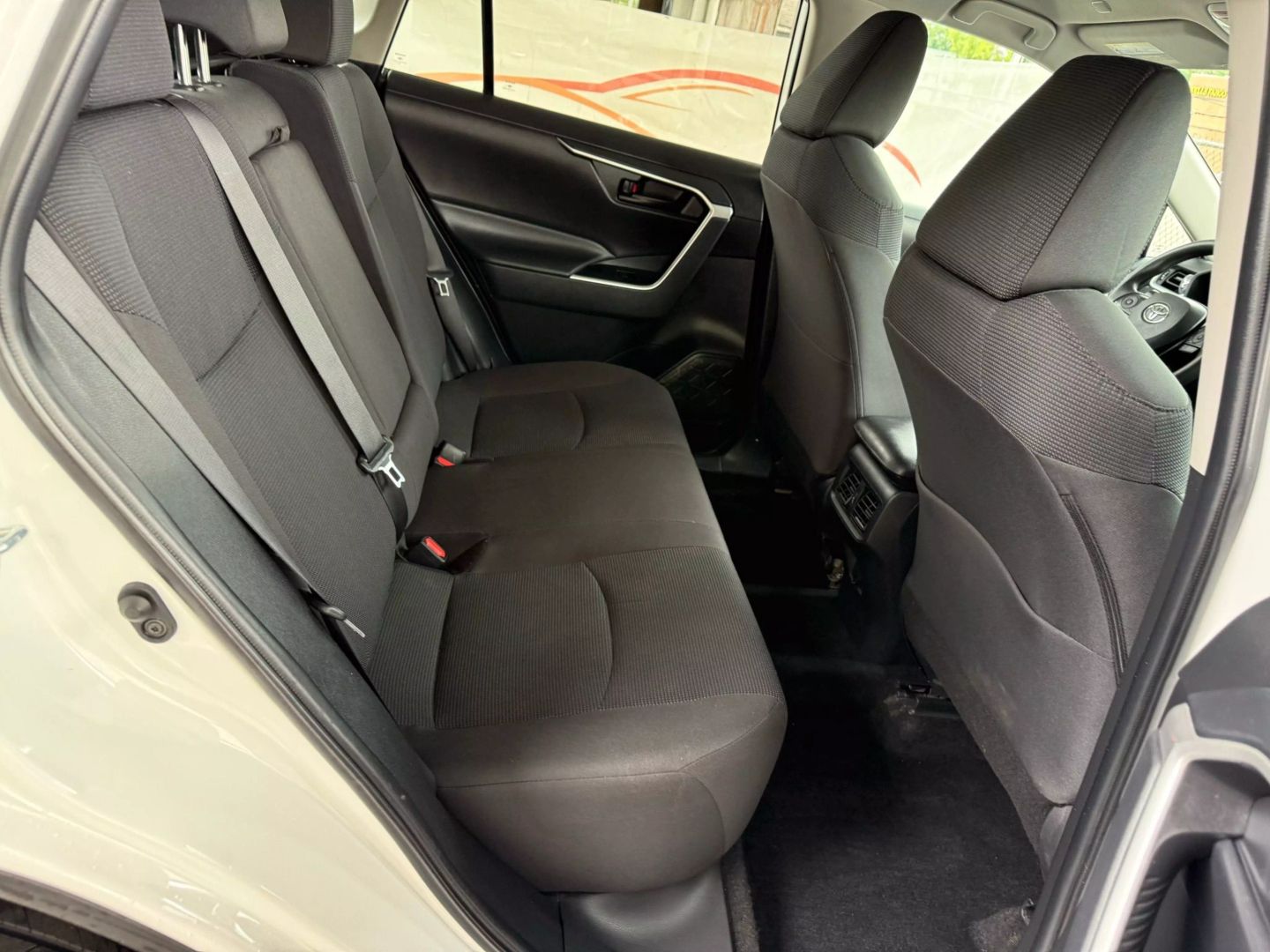 2024 Toyota Rav4 - Image 22