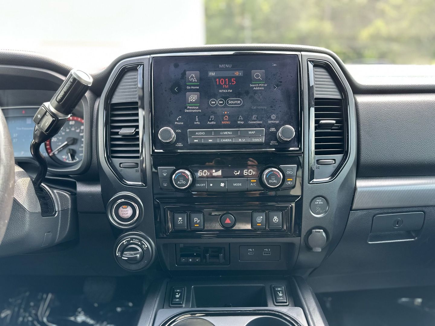 2020 NISSAN TITAN CREW CAB PICKUP V8, 5.6 LITER PRO-4X PICKUP 4D 5 1/2 FT