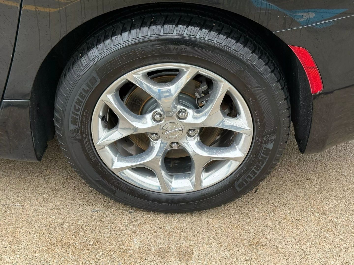 2017 Chrysler Pacifica - Image 71