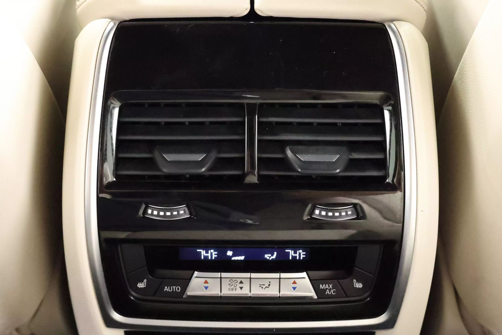 2019 Bmw X7 - Image 105