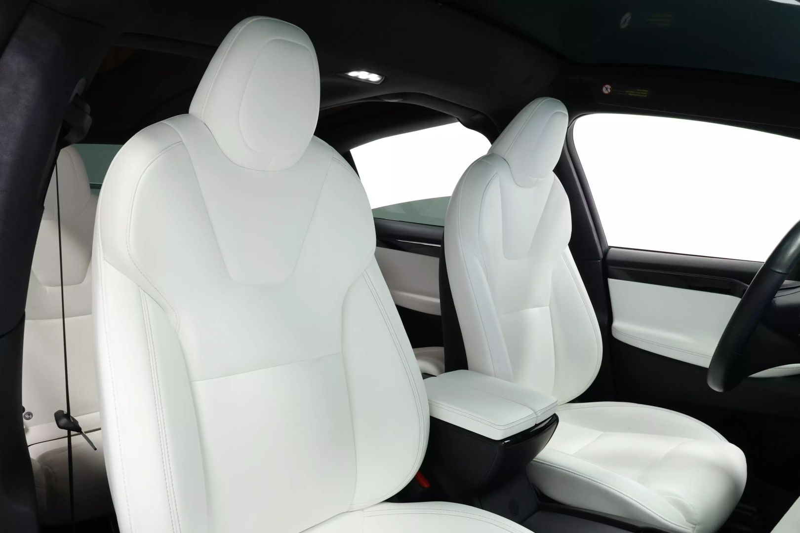 2020 Tesla Model X - Image 110