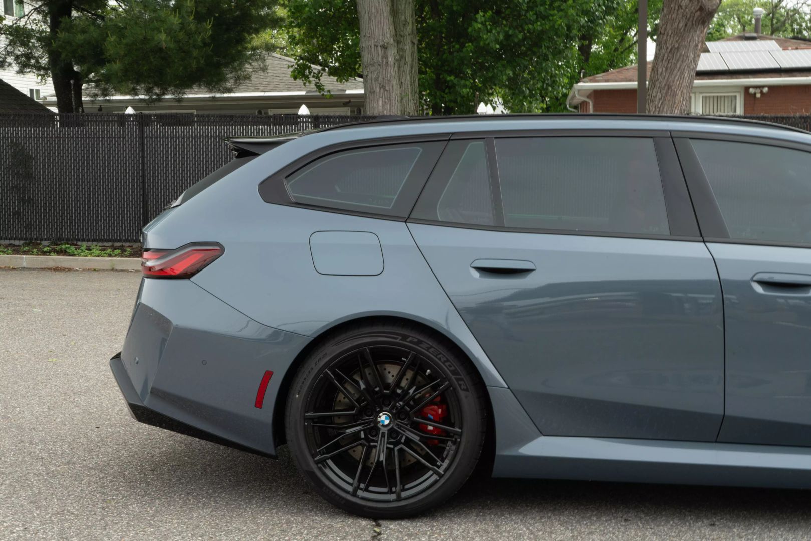 2025 Bmw M5 - Image 19