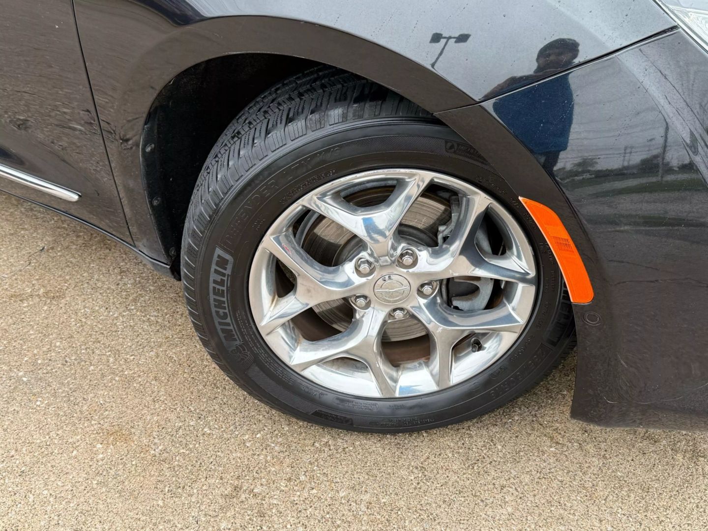 2017 Chrysler Pacifica - Image 75