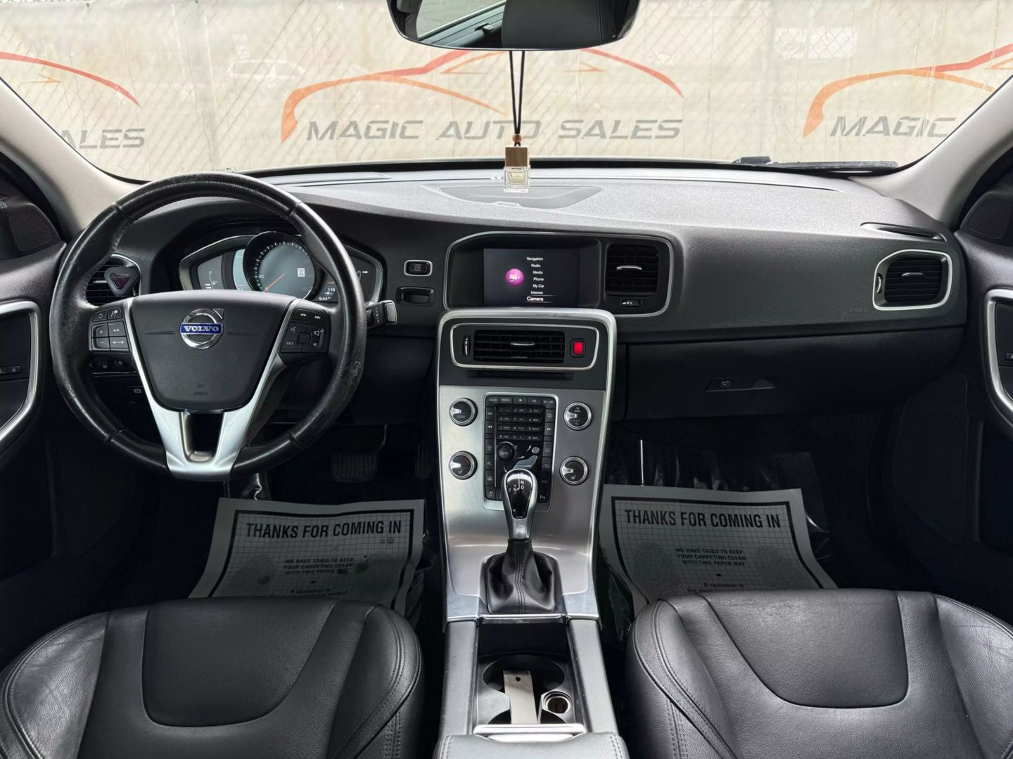 2017 Volvo S60 - Image 27