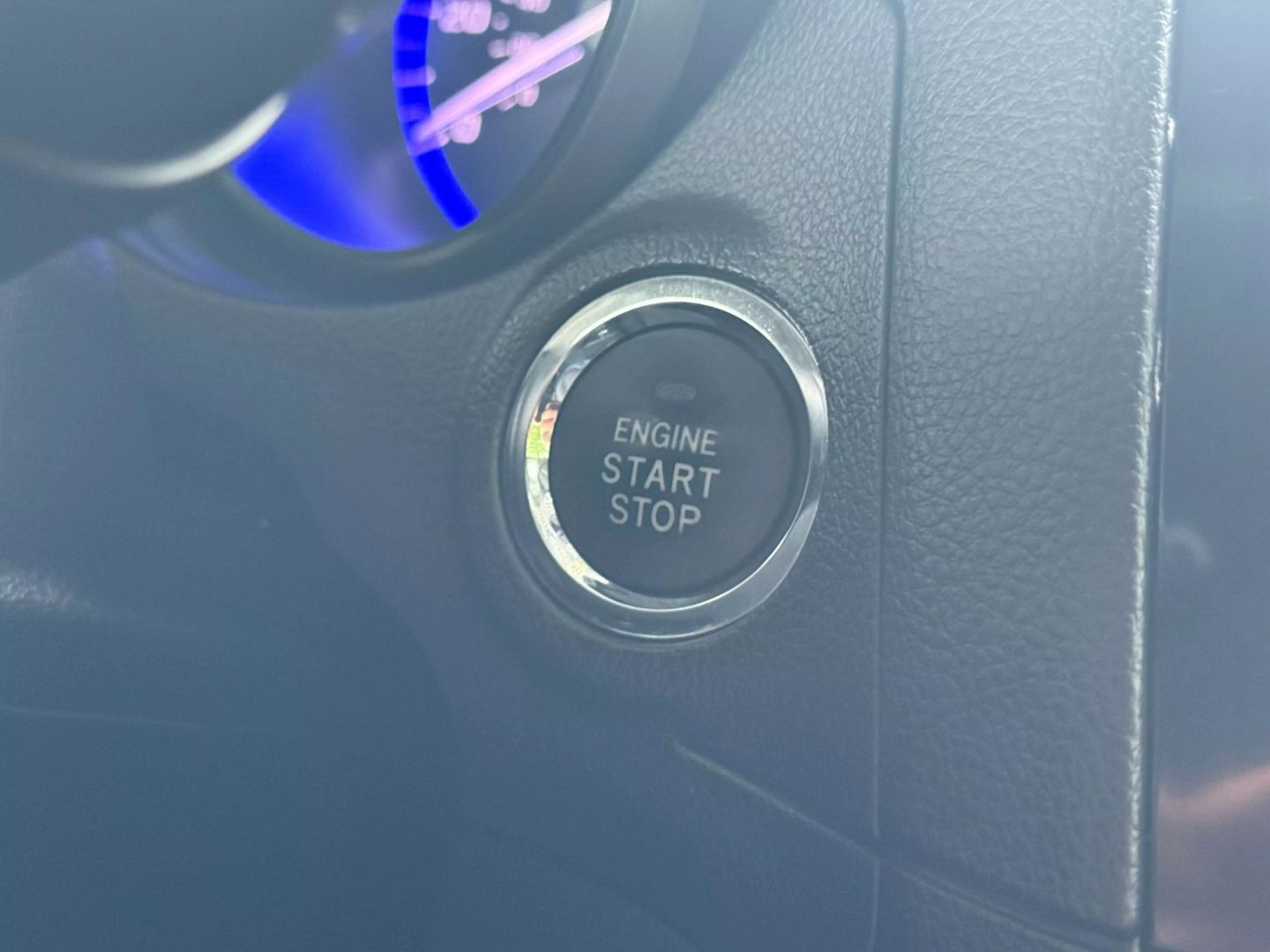 2017 Subaru Legacy - Image 32