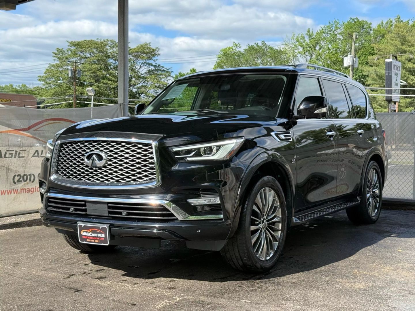 2018 Infiniti Qx80 - Image 3