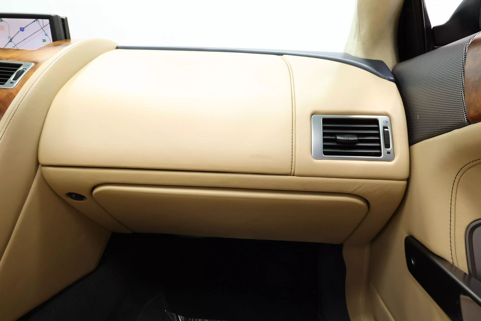 2008 Aston Martin Db9 - Image 79