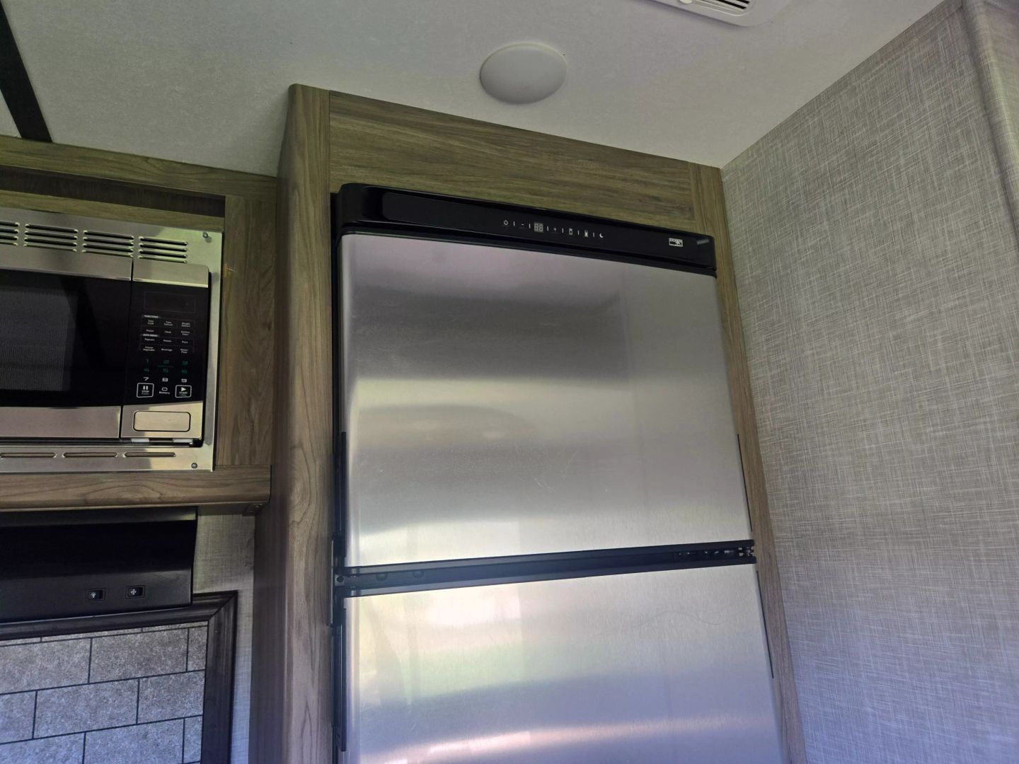 2021 Keyston Rv Zinger Zr328 Sb21 - Image 11