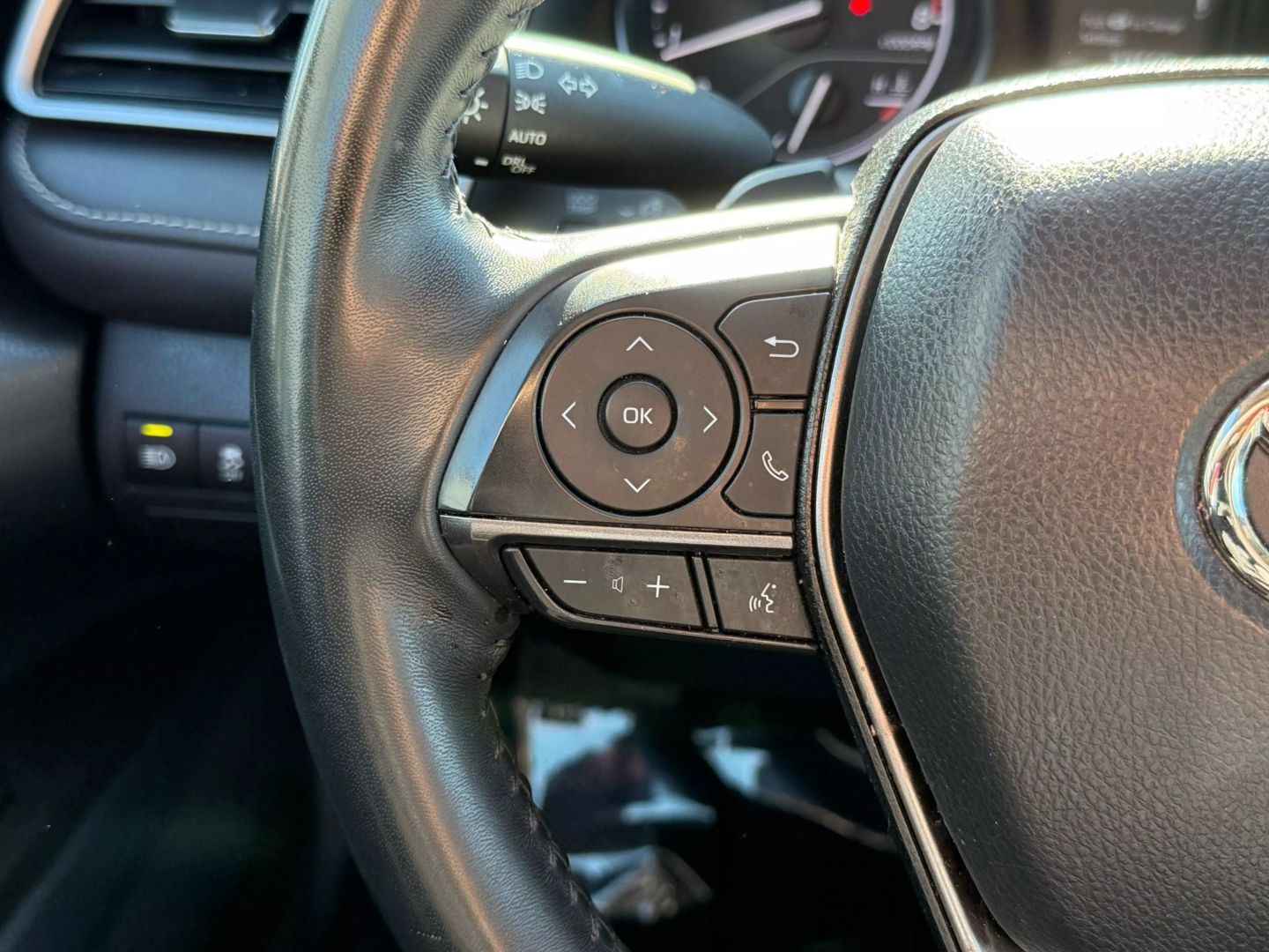 2023 Toyota Camry - Image 29