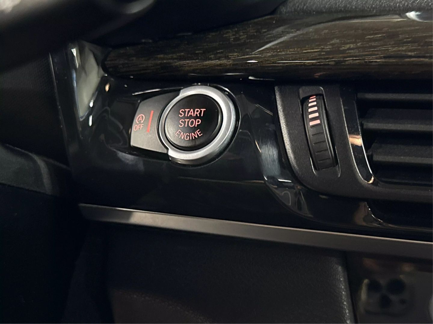 2017 Bmw X5 - Image 24