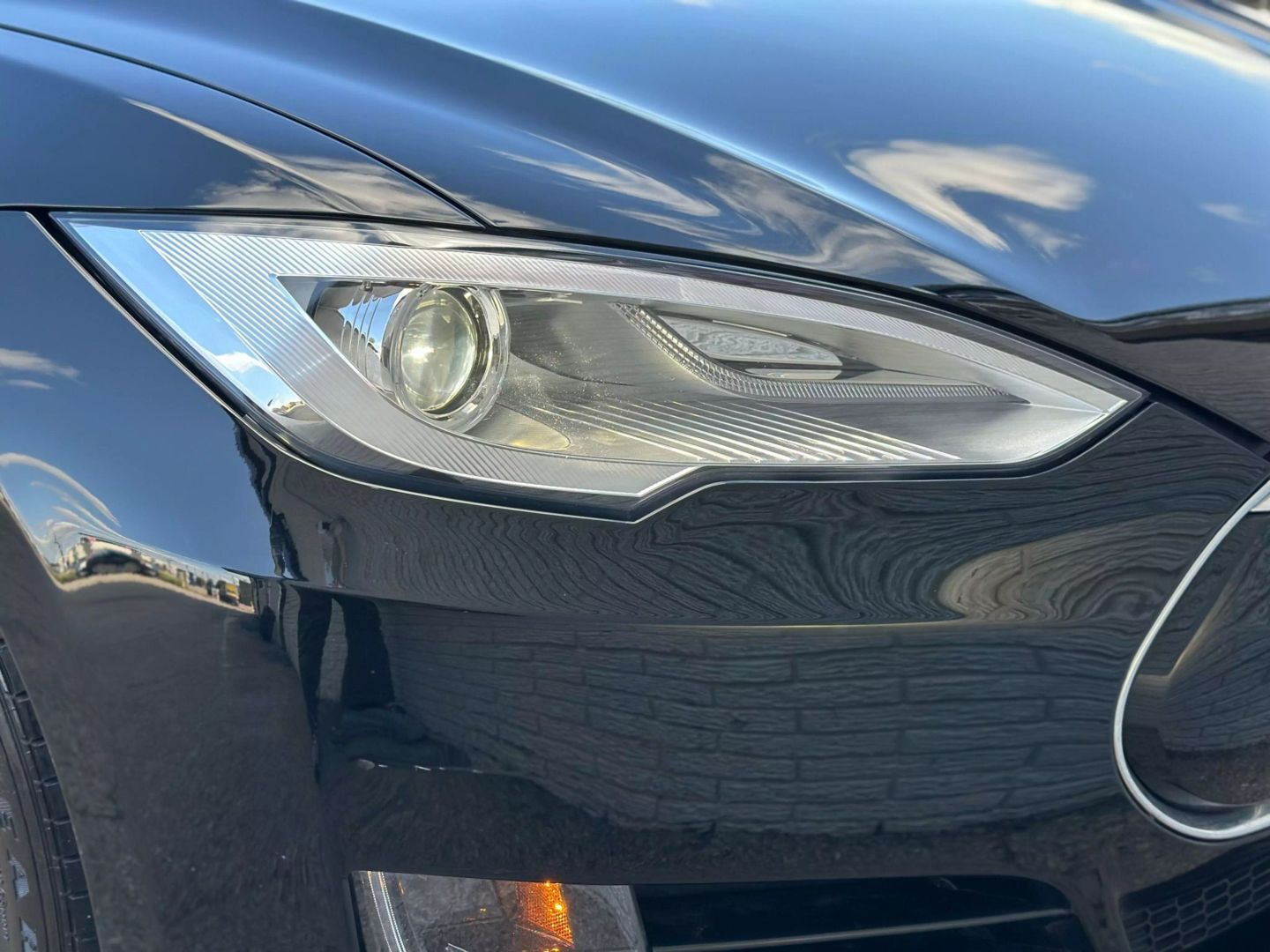 2014 Tesla Model S - Image 62