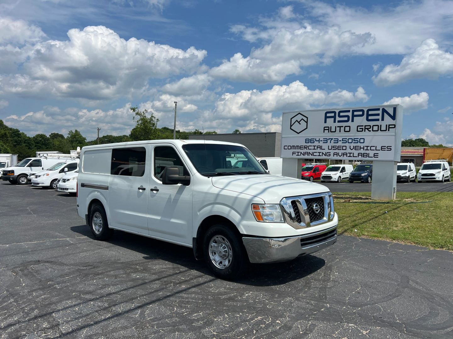2013 Nissan NV SV