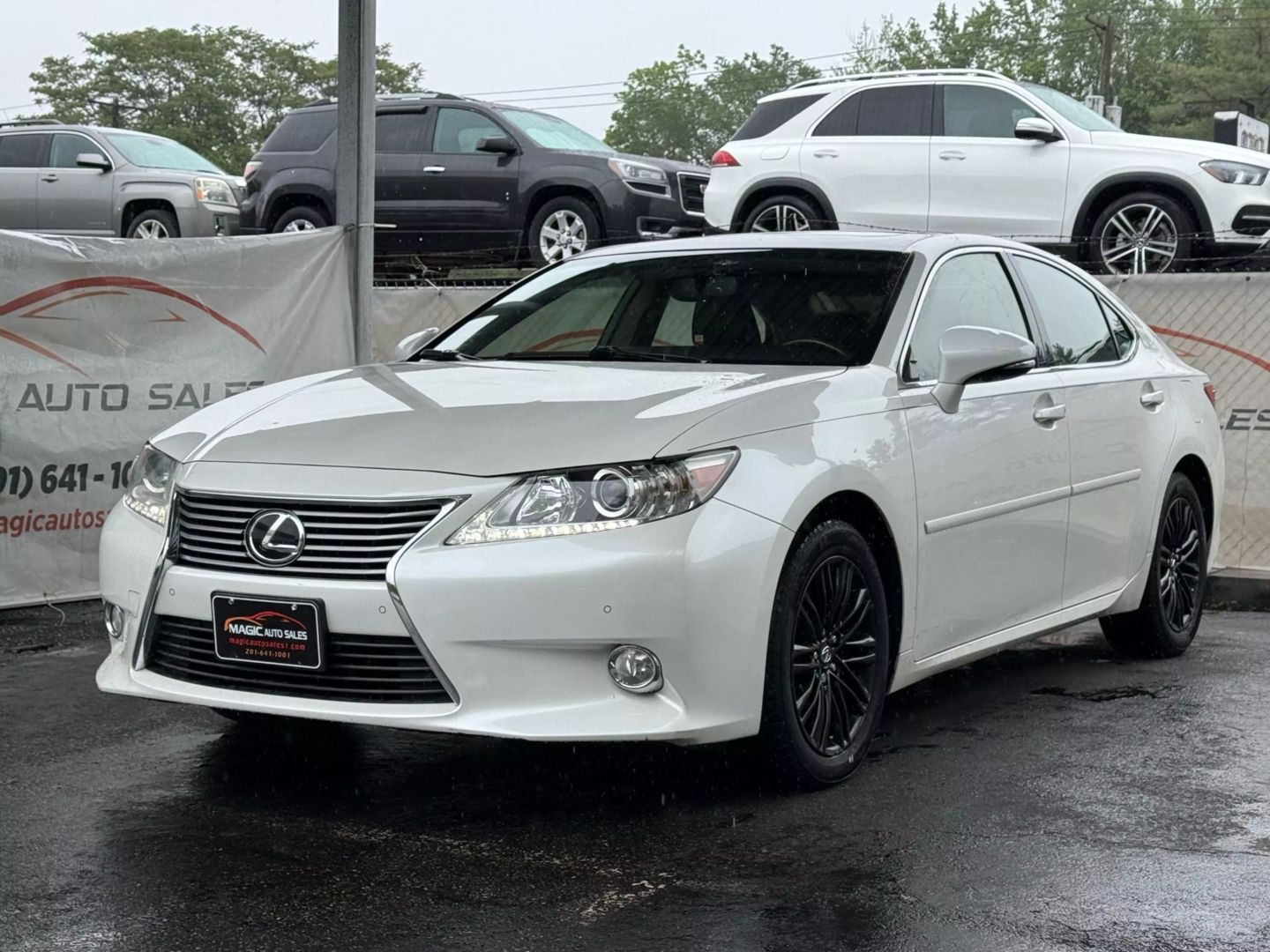 2013 Lexus Es - Image 3