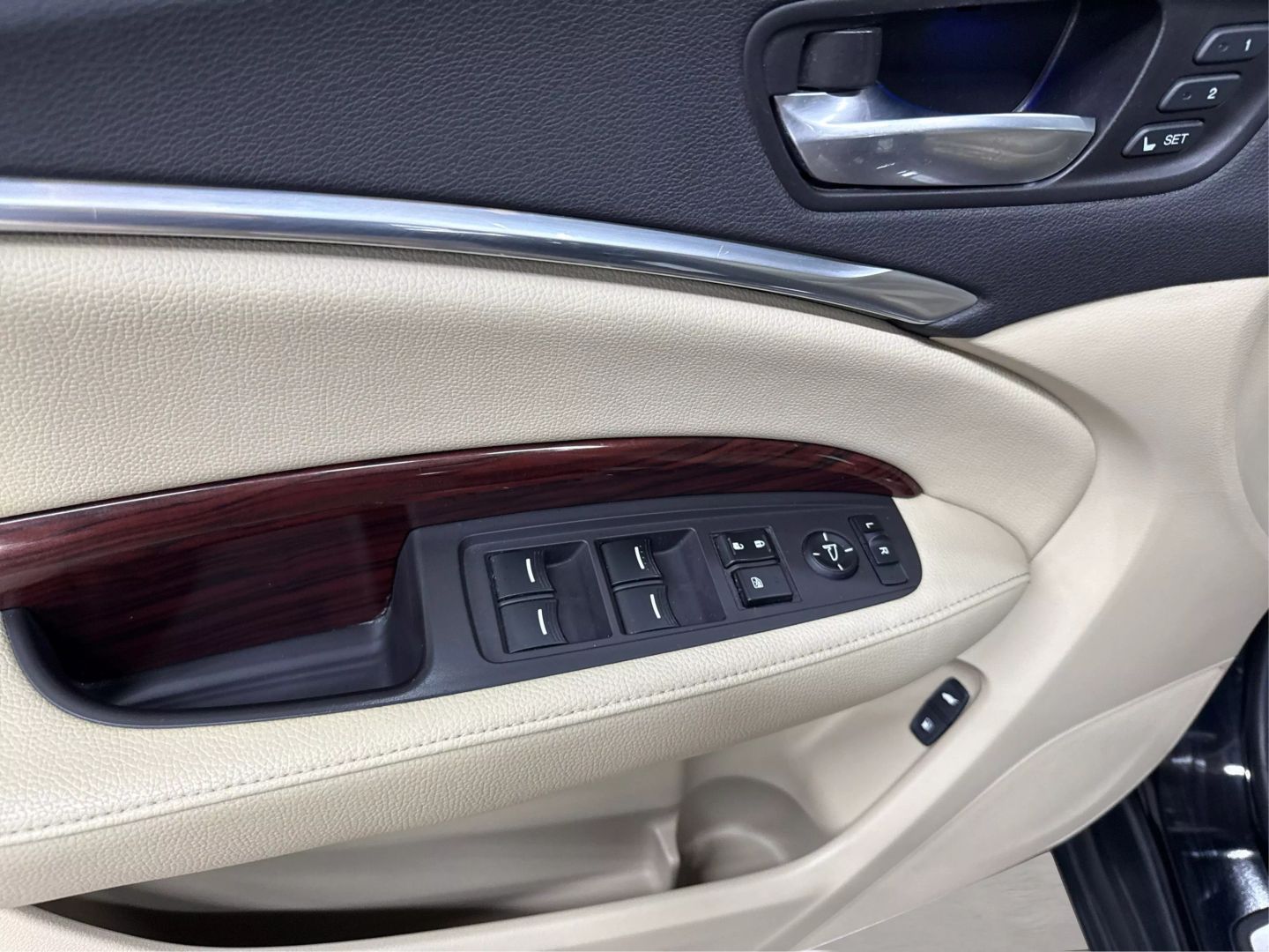 2014 Acura Mdx - Image 26