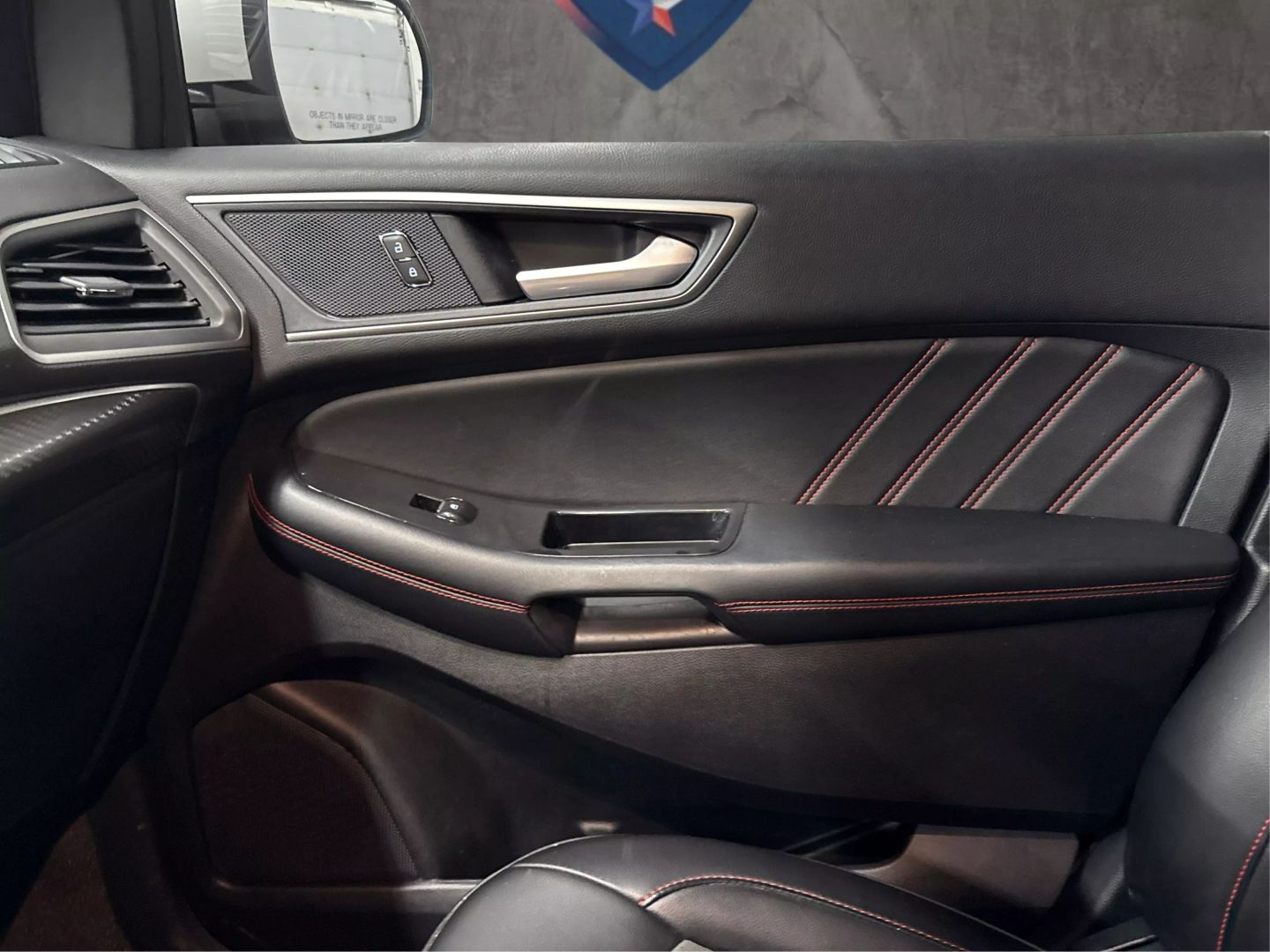 2020 Ford Edge - Image 40