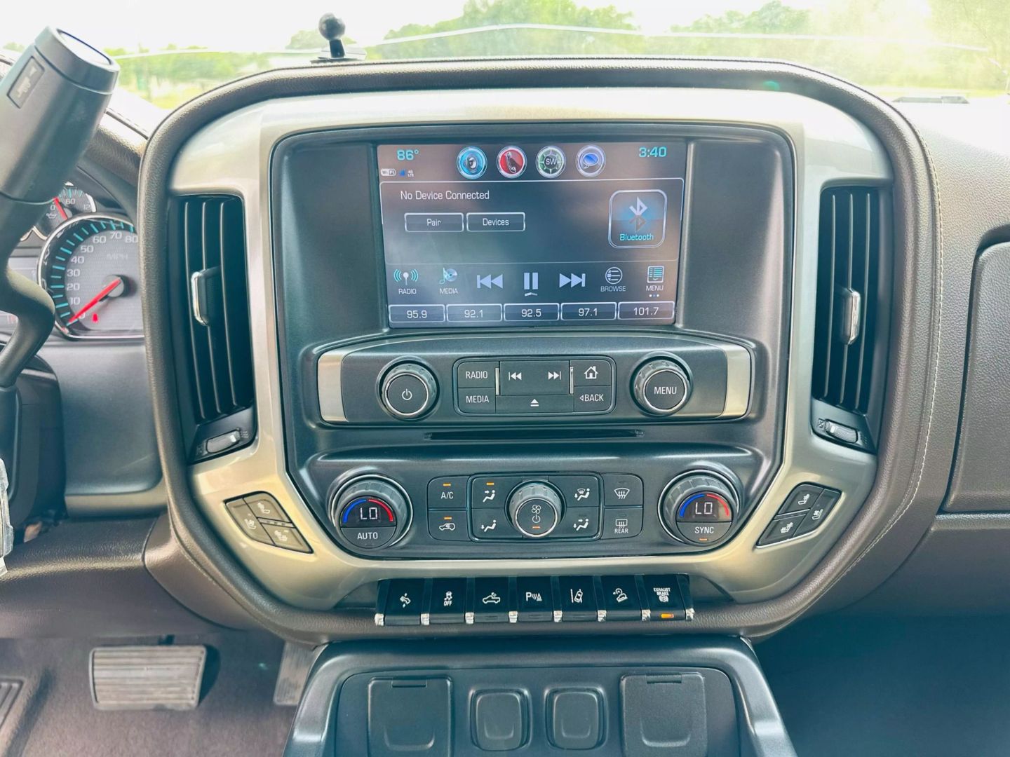2019 Chevrolet Silverado 3500 Hd Crew Cab - Image 21
