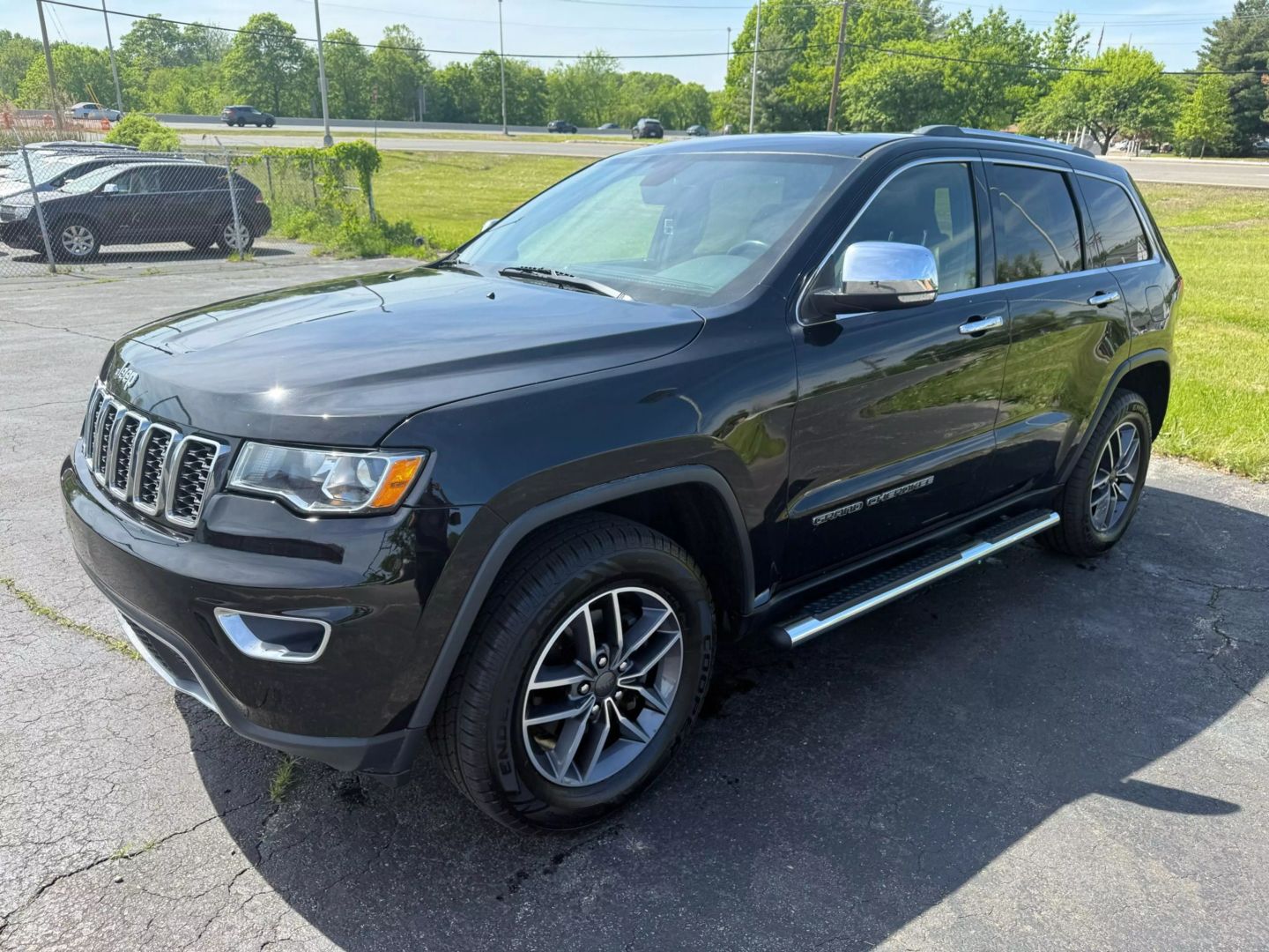 2019 Jeep Grand Cherokee - Image 8