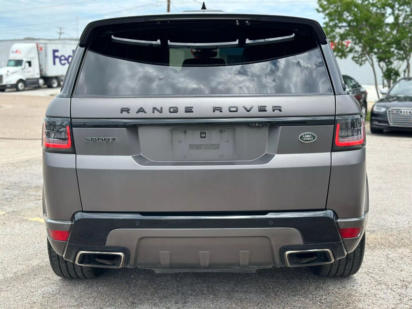 2018 Land Rover Range Rover Sport - Image 10