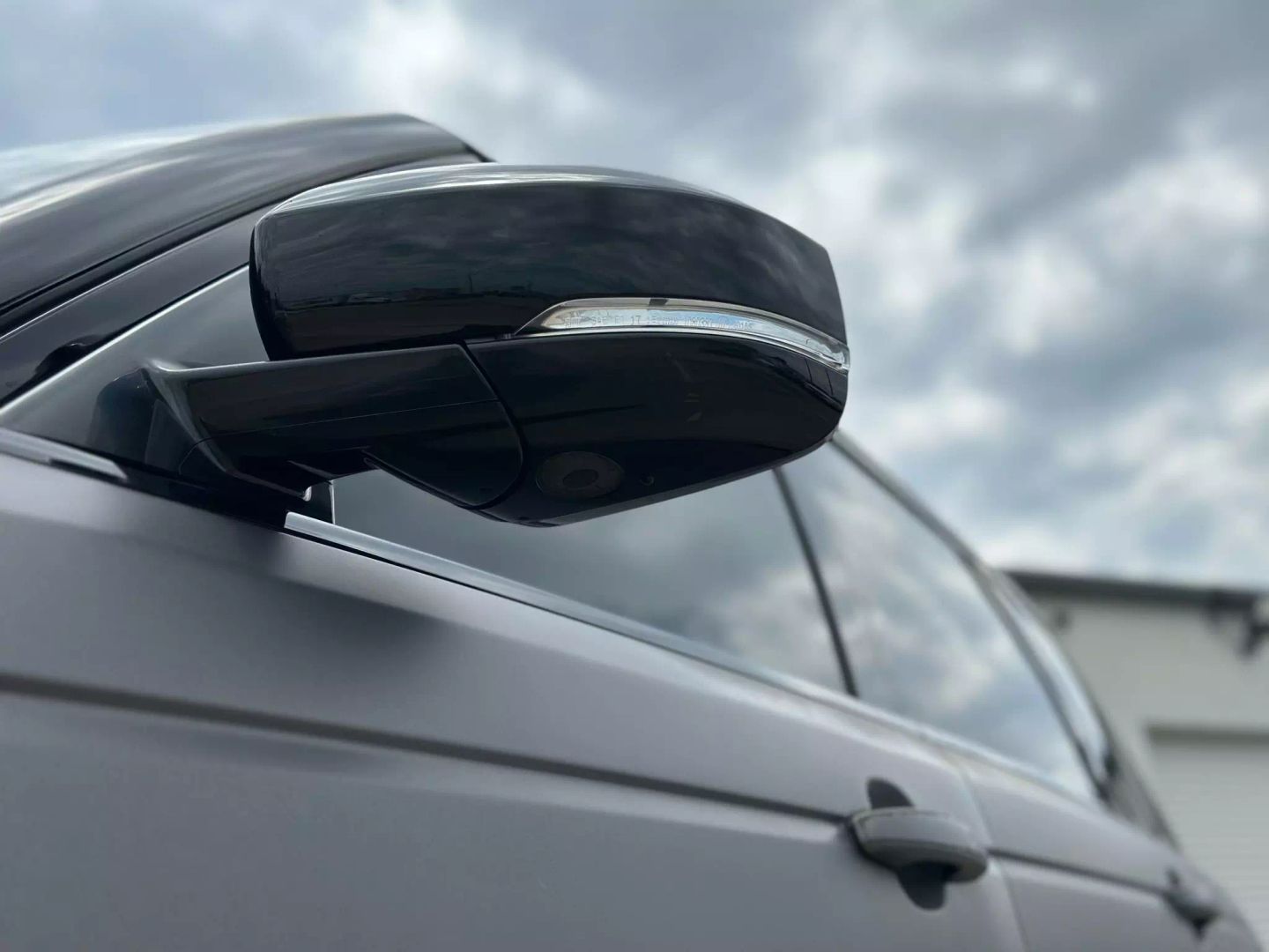 2018 Land Rover Range Rover Sport - Image 24