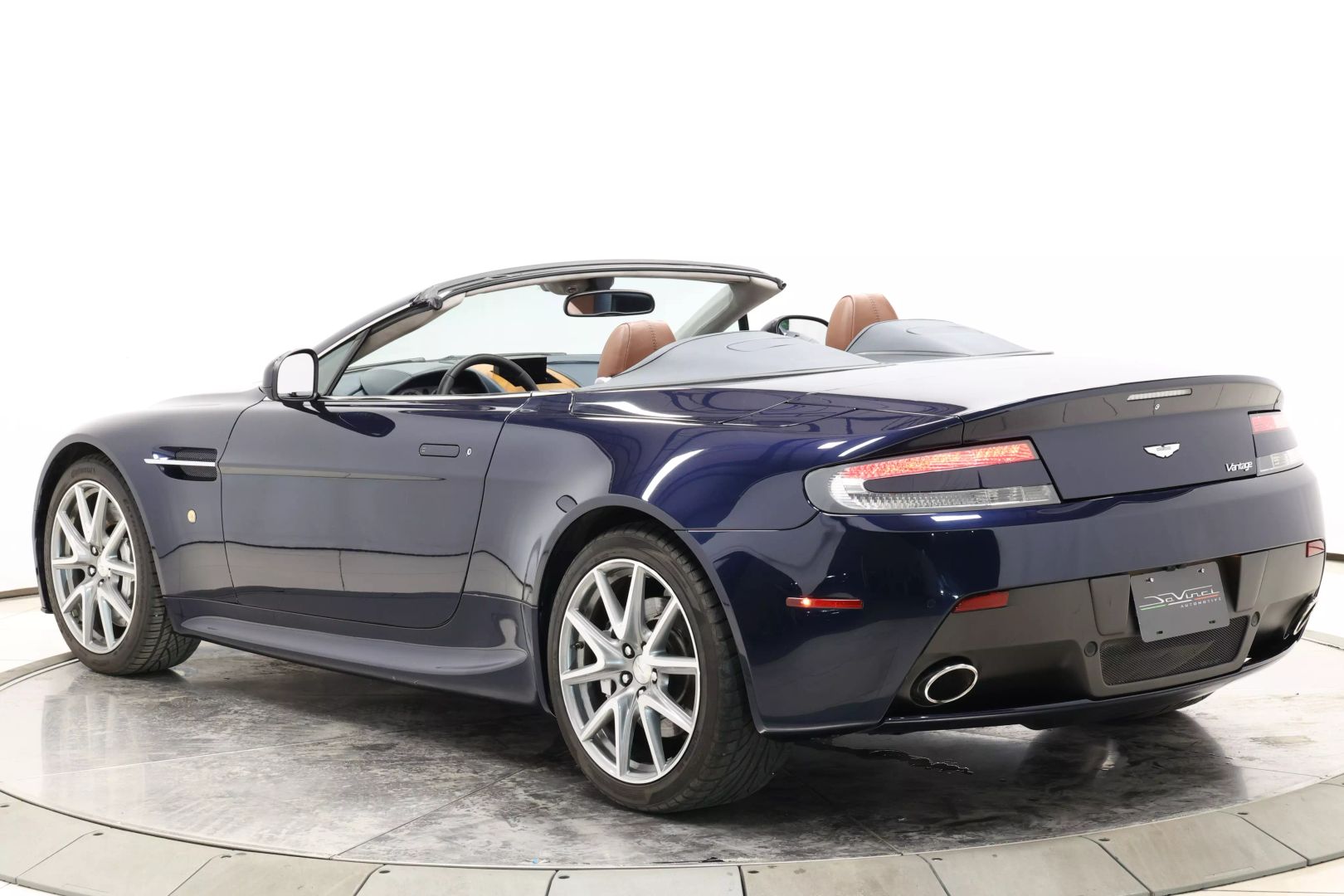 2014 Aston Martin Vantage - Image 46