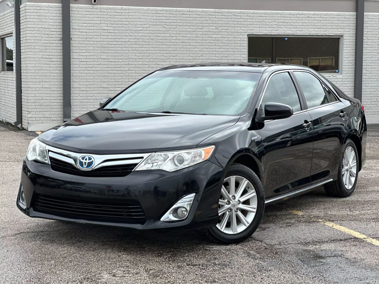 2012 Toyota Camry - Image 2