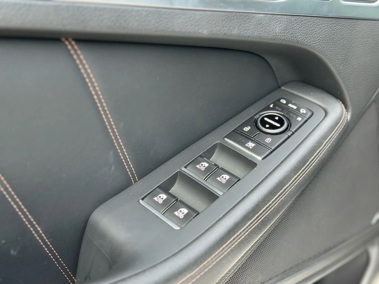 2019 GENESIS G80 SEDAN V6, TWIN TURBO, 3.3 LITER 3.3T SPORT SEDAN 4D
