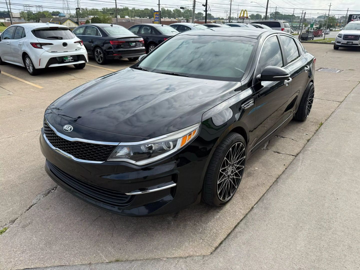 2016 Kia Optima - Image 4
