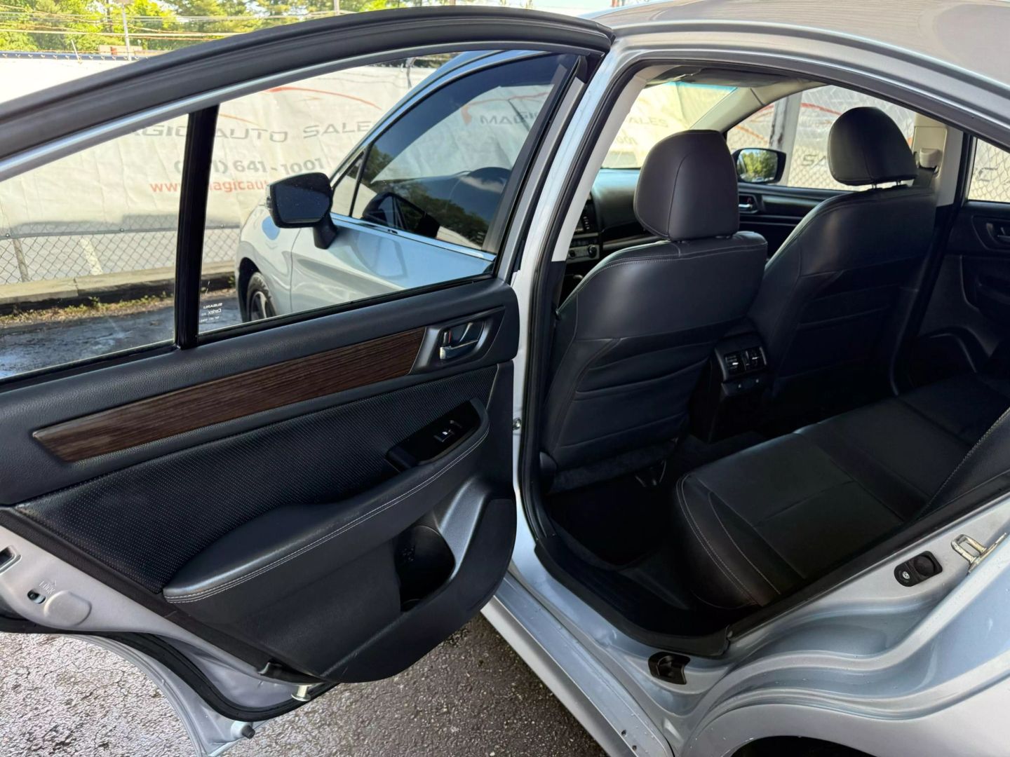 2015 Subaru Legacy - Image 17