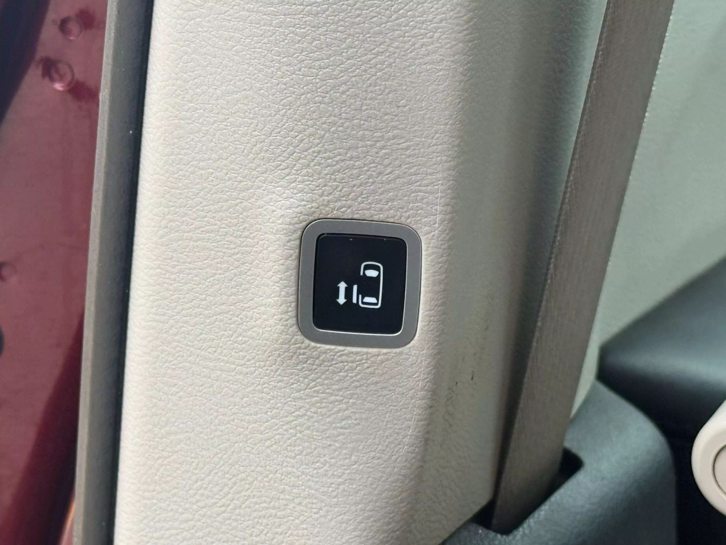 2020 Chrysler Pacifica - Image 23