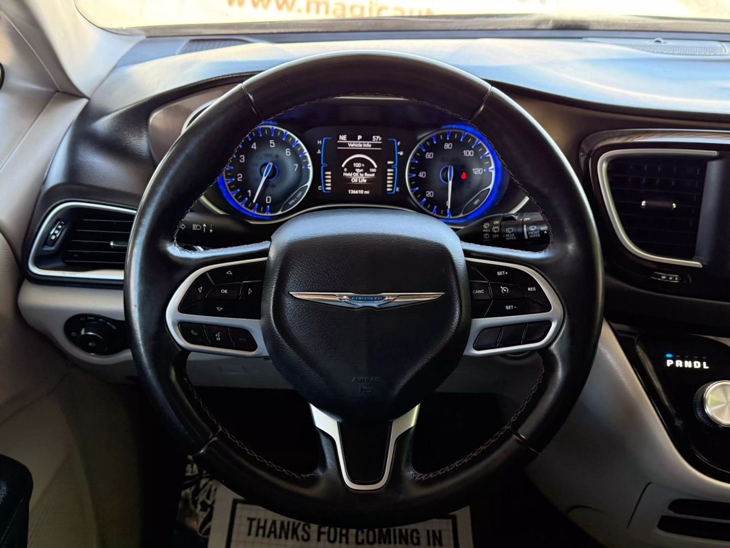 2018 Chrysler Pacifica - Image 31
