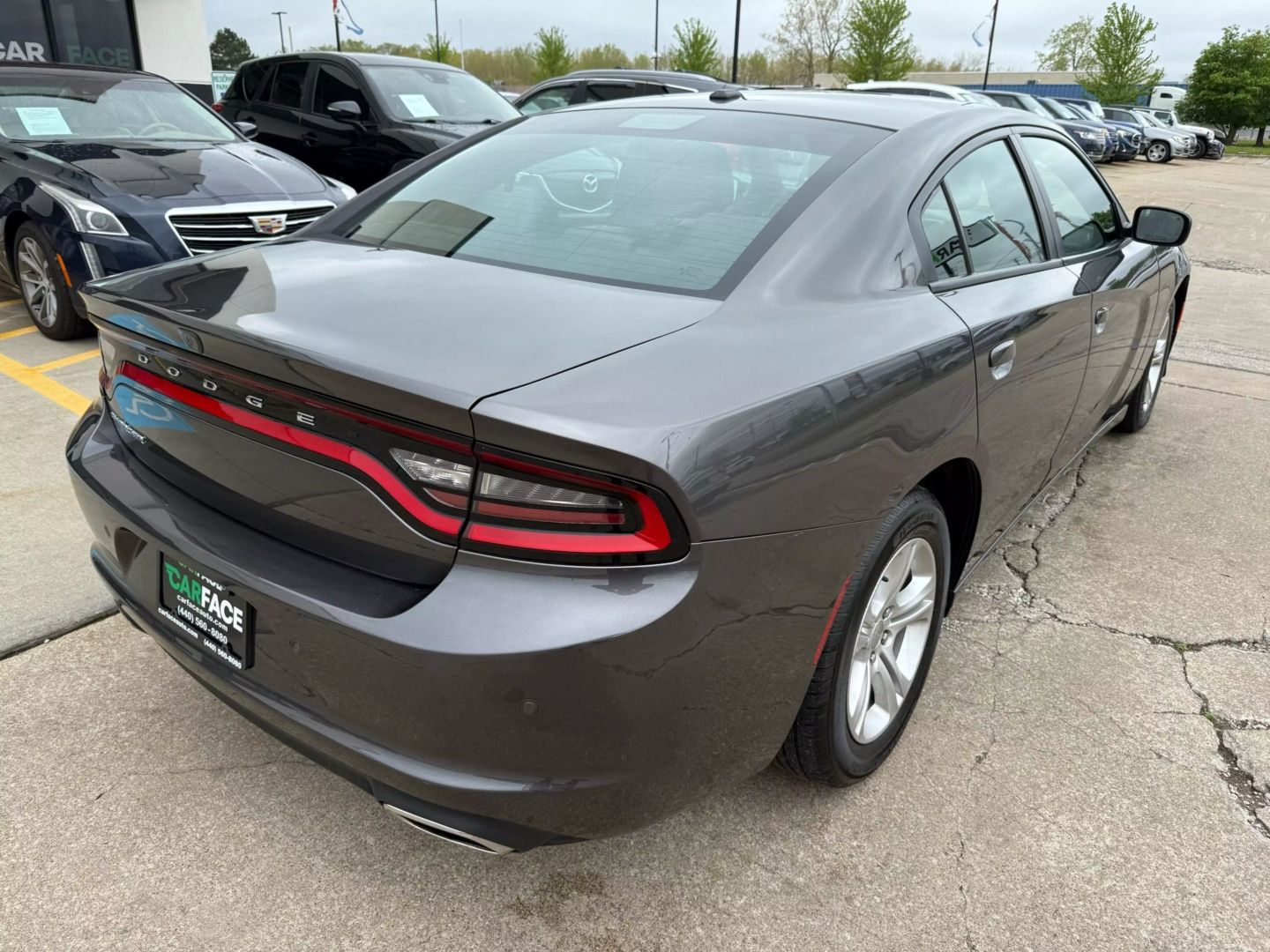 2020 Dodge Charger - Image 13