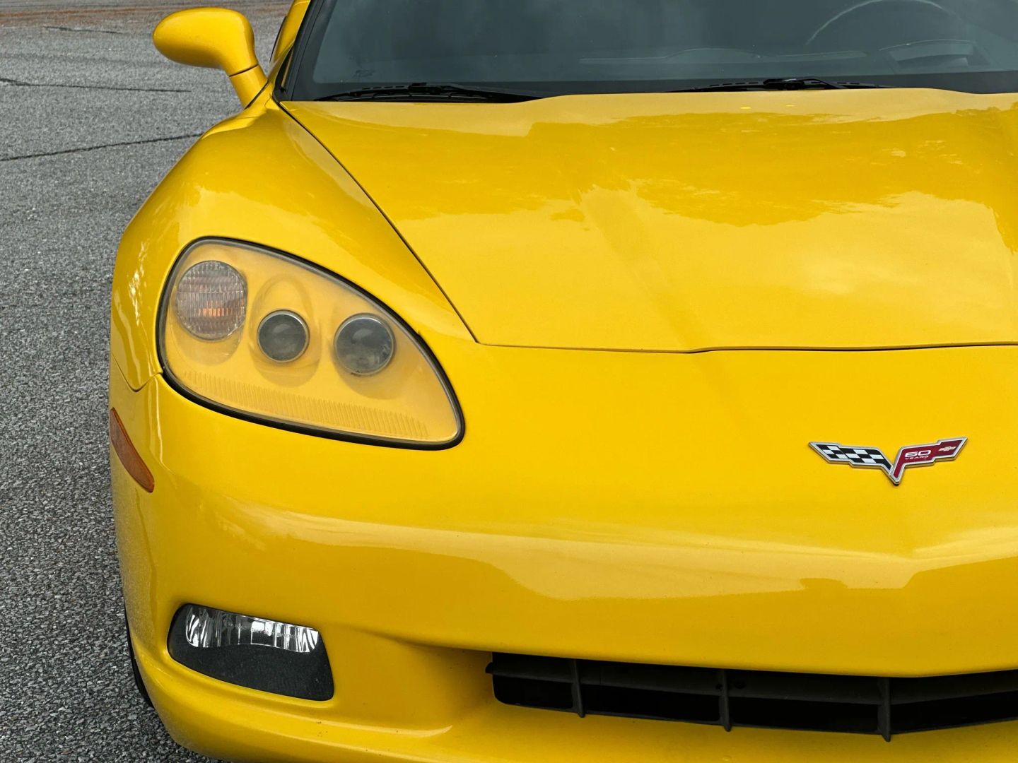 2005 CHEVROLET CORVETTE COUPE V8, 6.0 LITER COUPE 2D