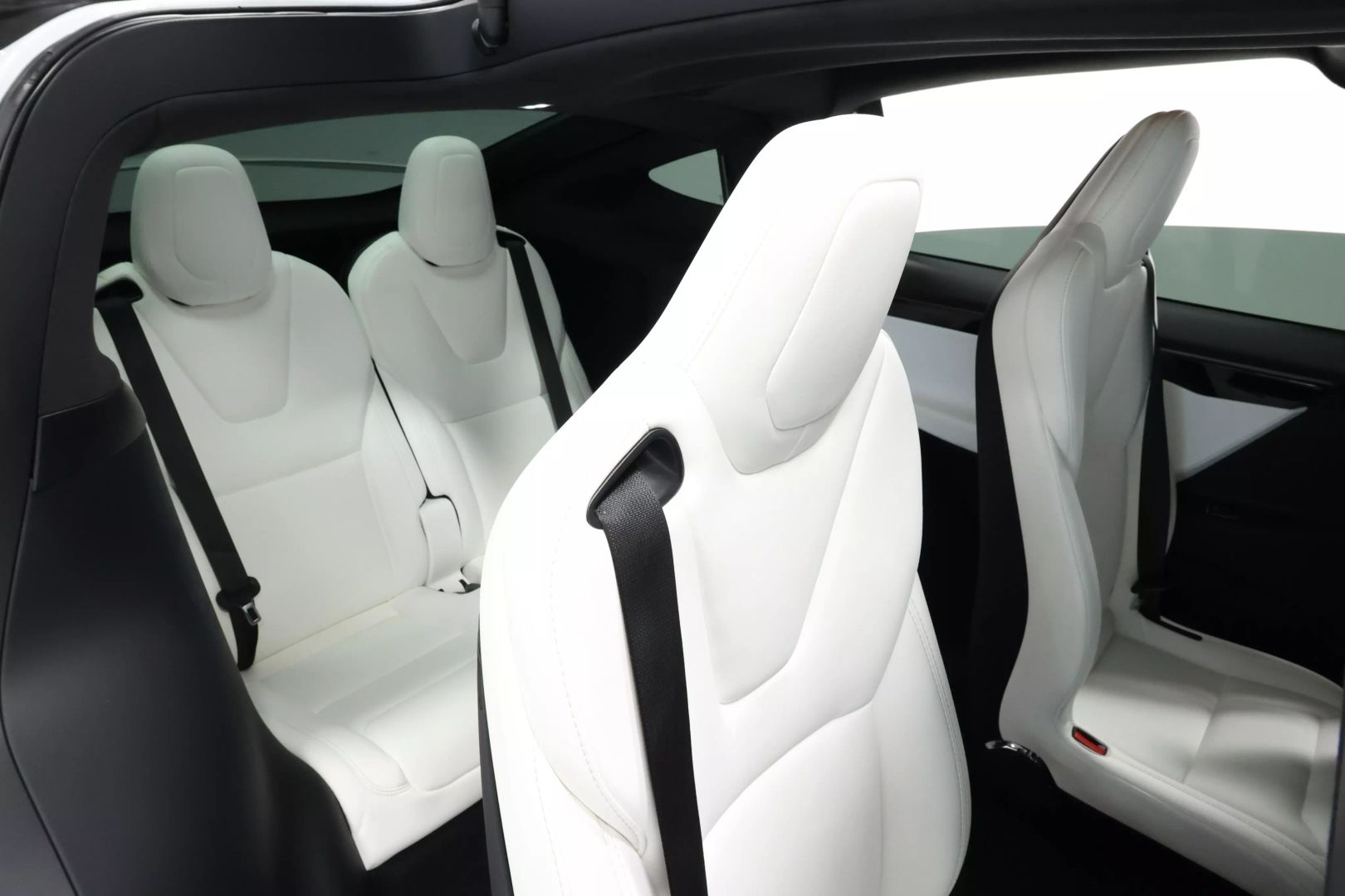 2020 Tesla Model X - Image 90