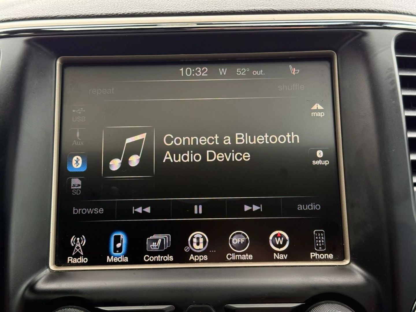 2015 Jeep Grand Cherokee - Image 36