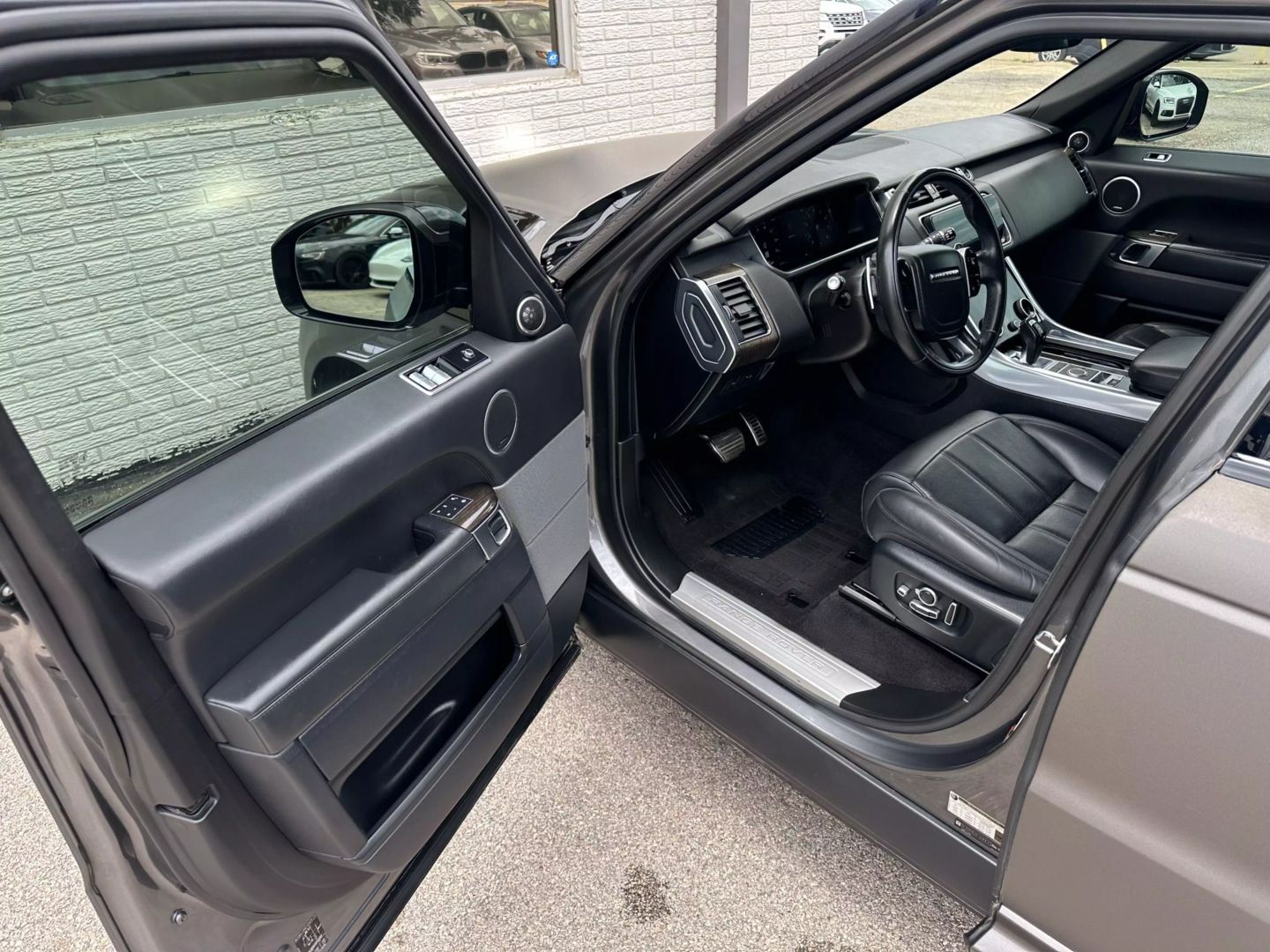 2018 Land Rover Range Rover Sport - Image 25