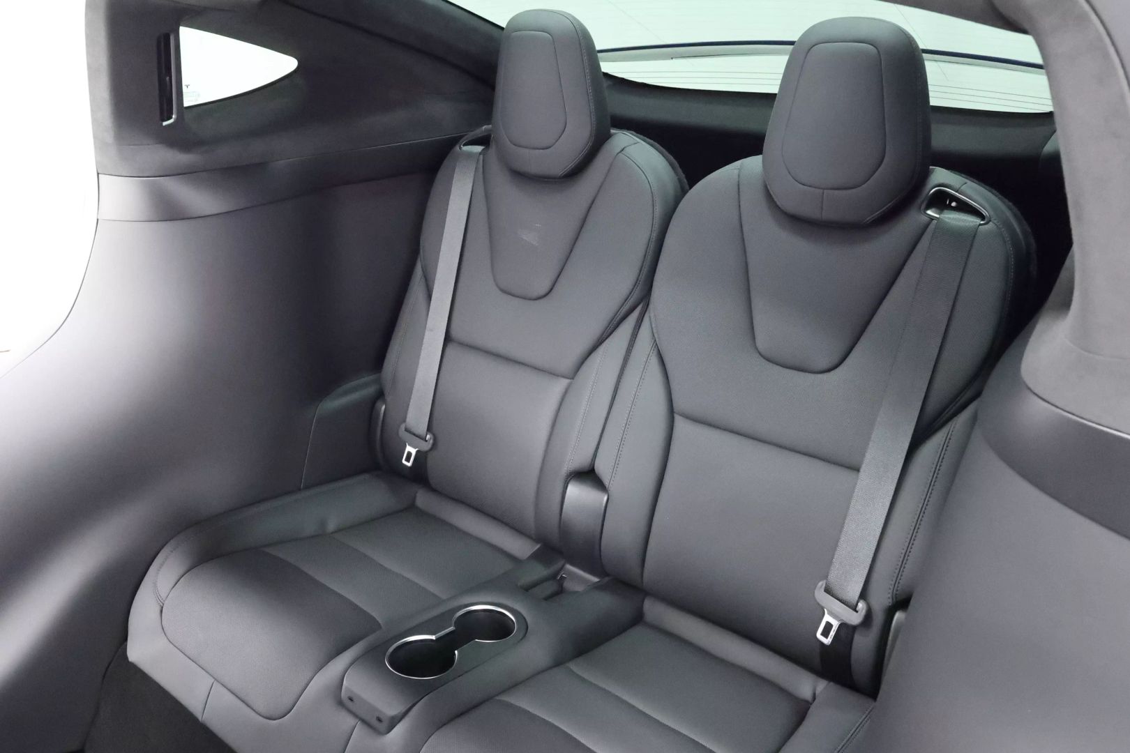 2022 Tesla Model X - Image 50