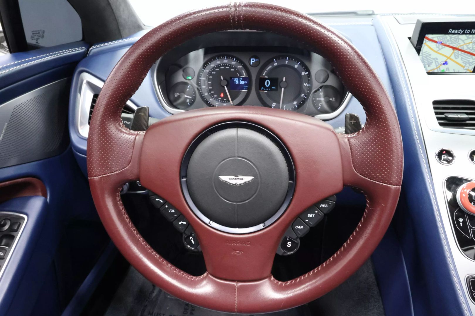 2015 Aston Martin Vanquish - Image 23